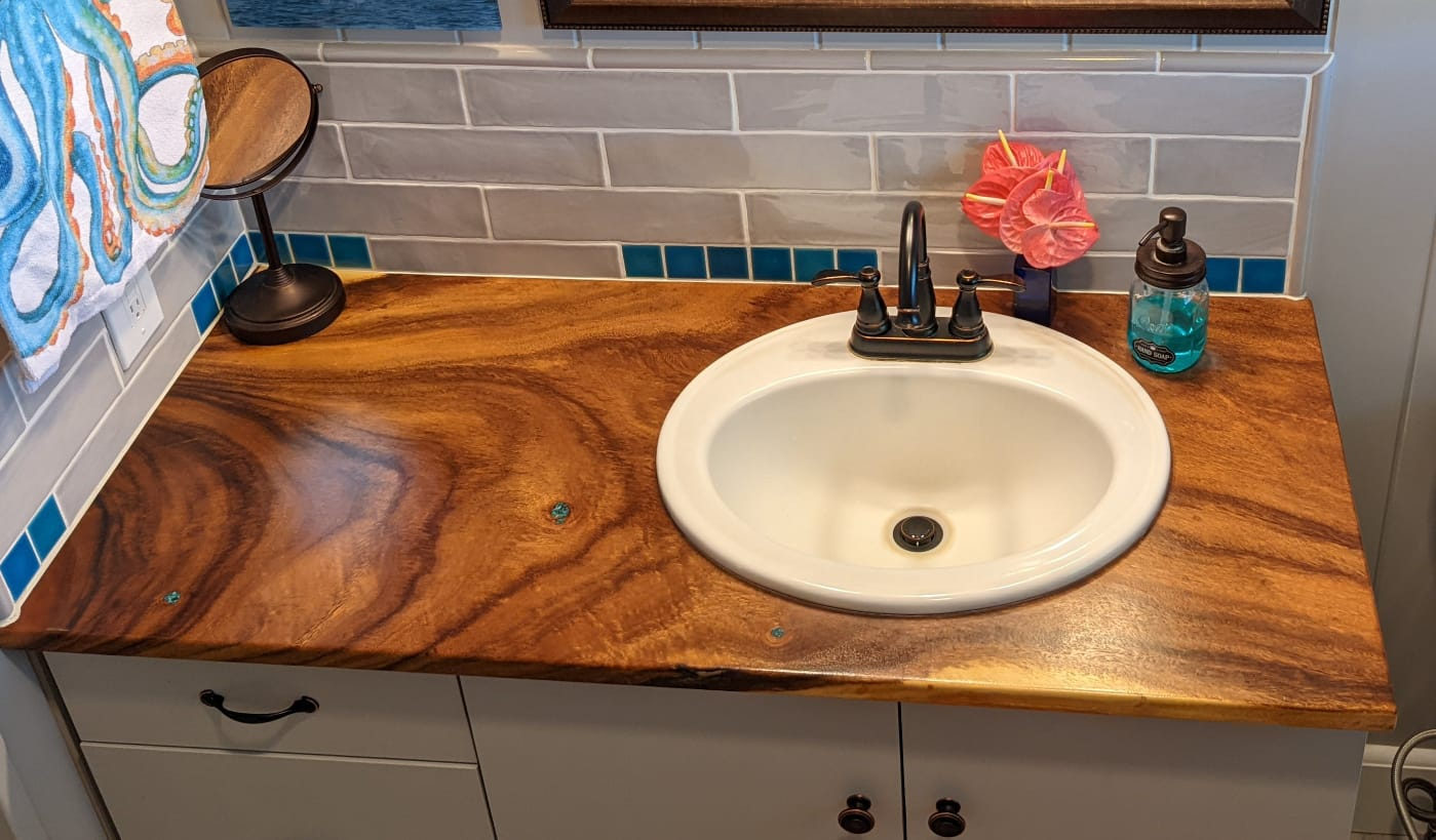 Custom Foundwood slab installation in Hawai'i