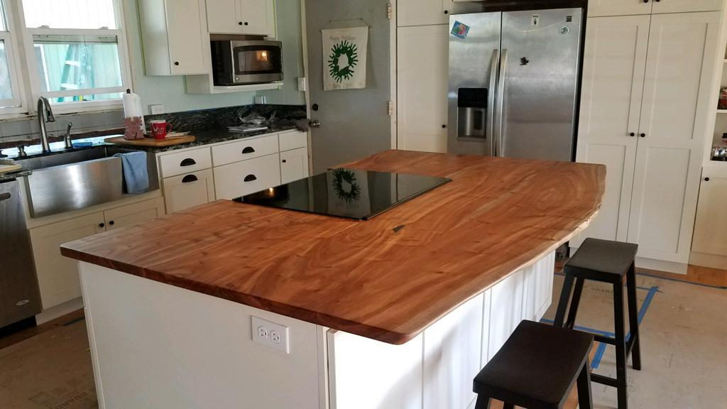 Custom Foundwood slab installation in Hawai'i